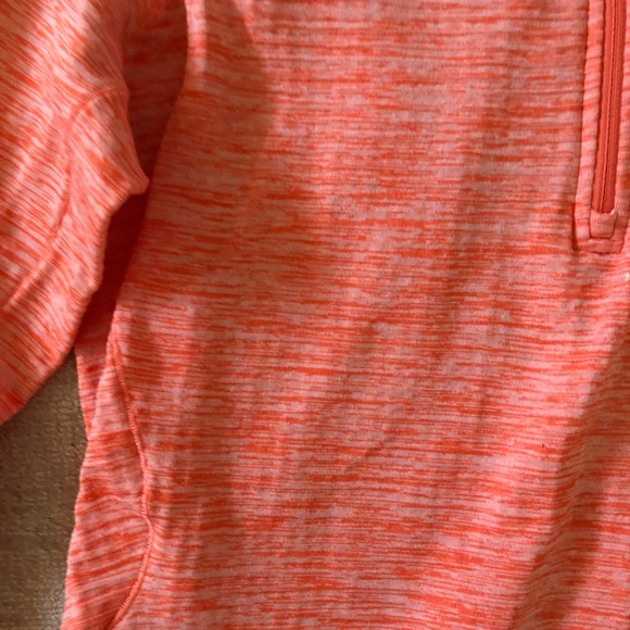 Nike Sweatshirt 💕💕 - Picture 2 of 4